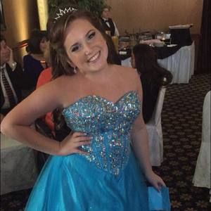 Meet your Posher, Maddy